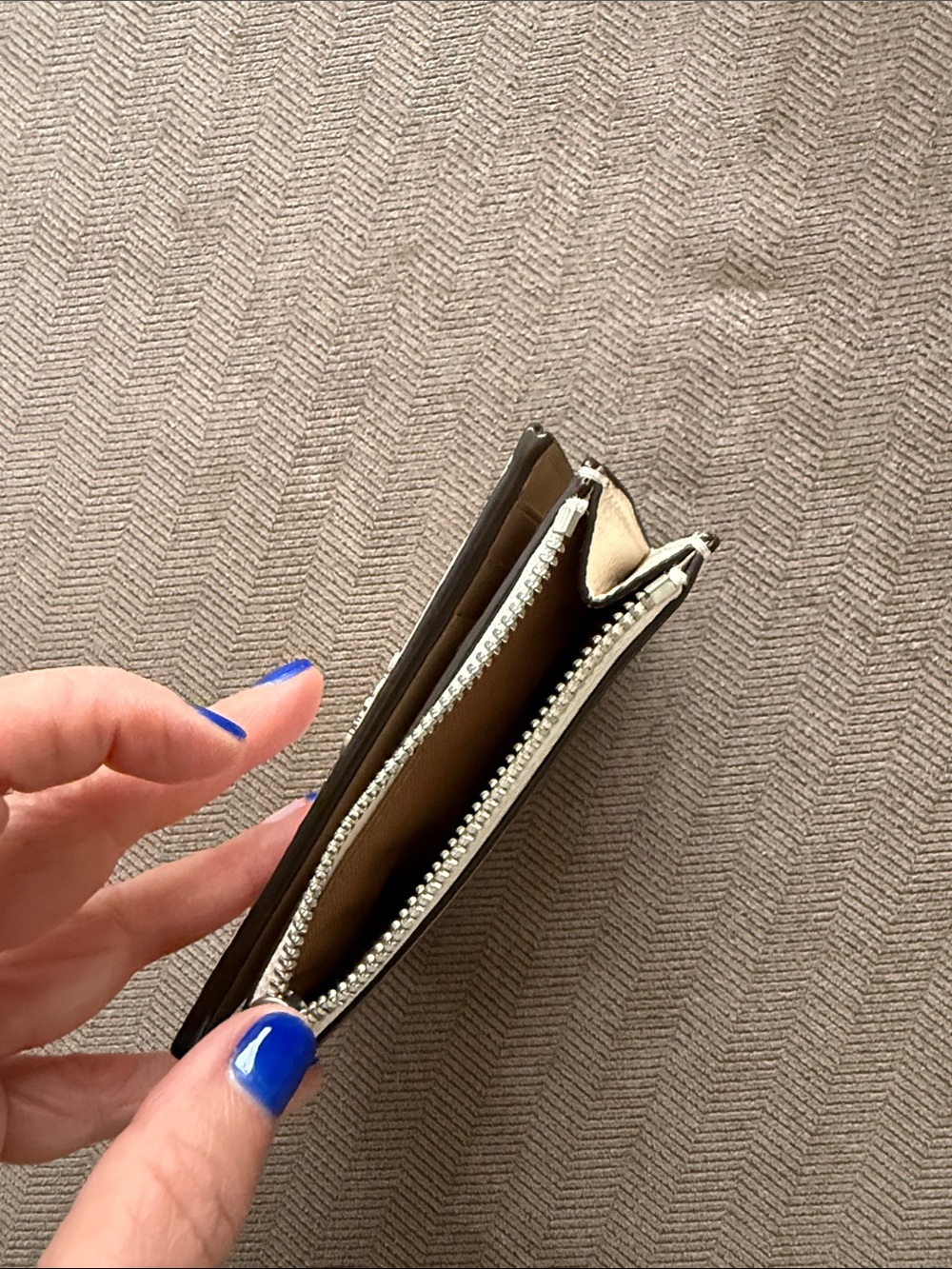 COACH Chalk Pebbled Leather Compact Wallet with Silver Logo - Picture 4 of 5